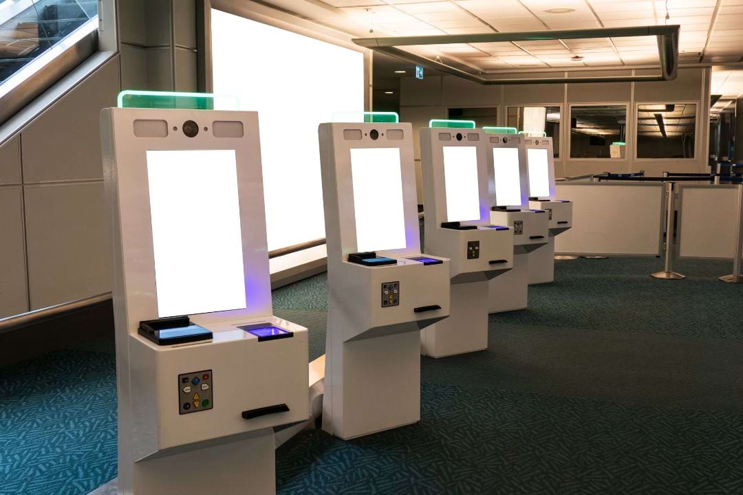 250-tablets-and-544-kiosks-are-ordered-by-france-for-its-entry-exit-system