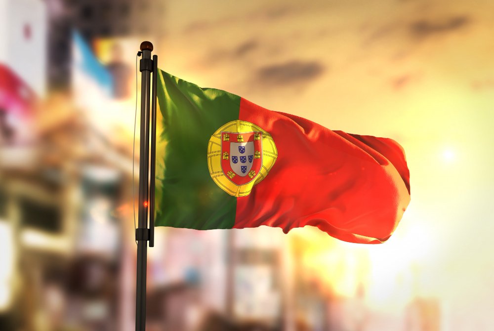 portugal-finalises-law-that-simplifies-residence-and-work-permit-rules-for-cplp-citizens.jpg